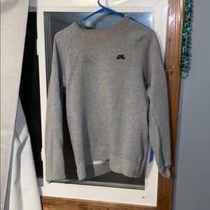 Grey Nike crew neck